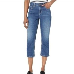 NWT Lee Capri Jeans Stretch Legendary Mid rise Waist 35”’ 21” Inseam Size 16 New